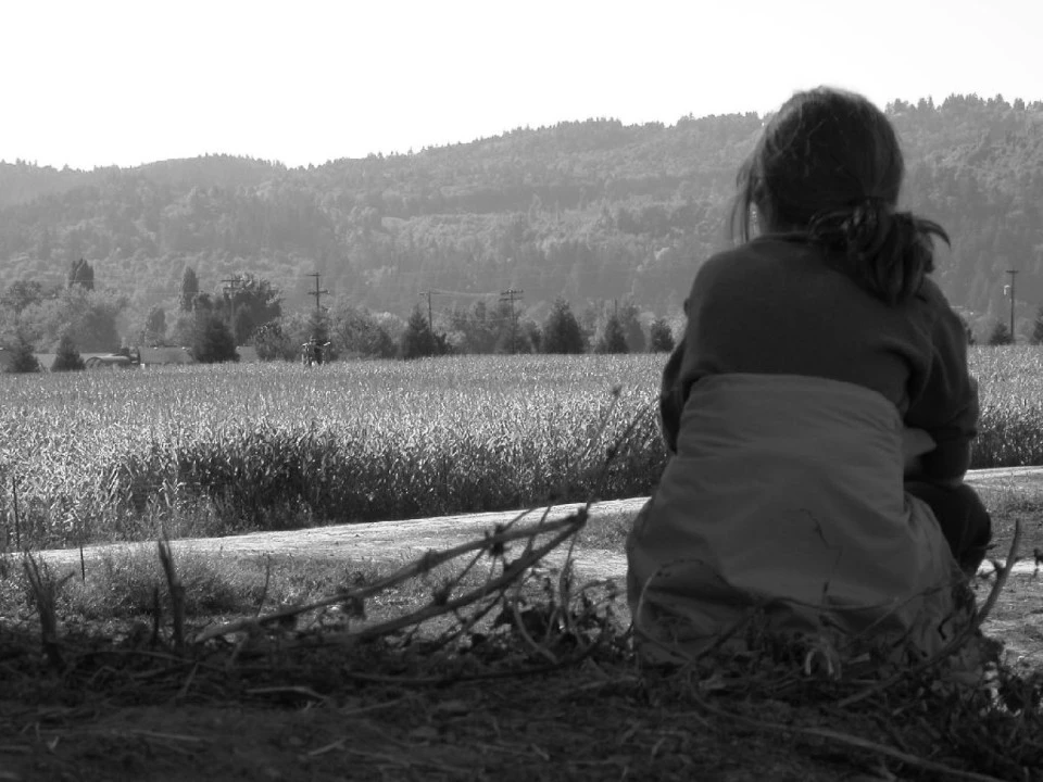 Pensive Girl, Suavie Island