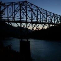 Bridge of the Gods, Late Evening